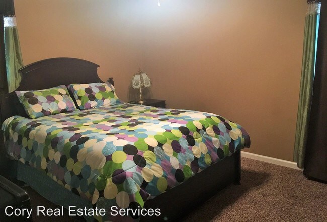 Building Photo - 4 br, 2.5 bath House - 813 Prescott Dr