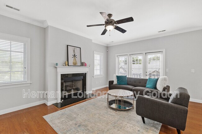 Foto del edificio - 751 Windberry Ct
