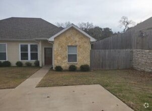 Building Photo - 3713 Mandy Dr