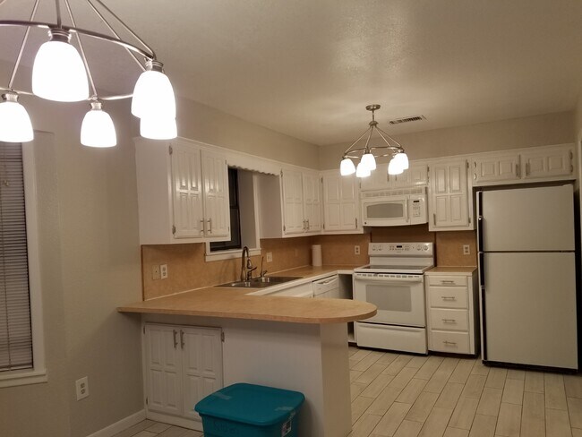 Foto del edificio - 602 Harwell St