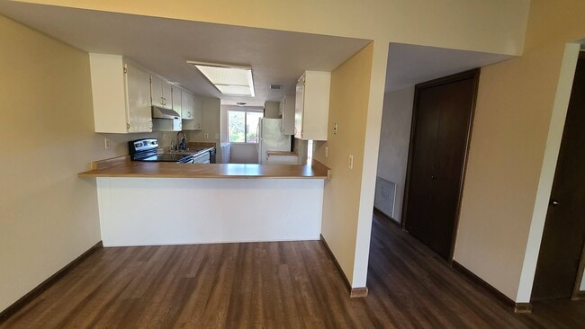 Foto del edificio - 130 Castle Rock Rd