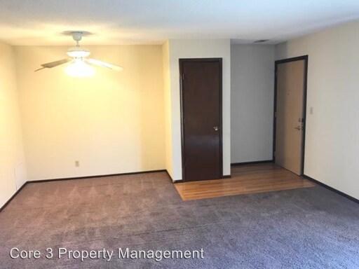 Foto del edificio - 715 S Golfcrest Rd