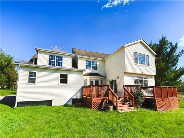 Foto principal - 5664 Searsville Rd