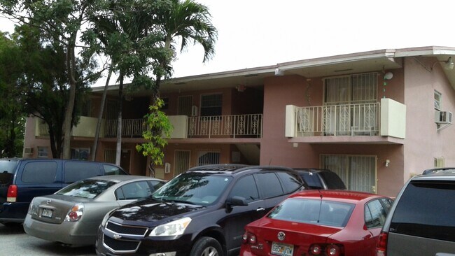 Foto del edificio - 1644 SW 2nd St