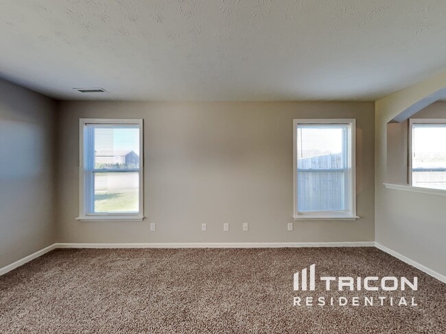 Building Photo - 3338 Deerbrook Drive Columbus IN