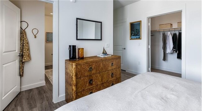 Building Photo - 5902 Westminster Dr