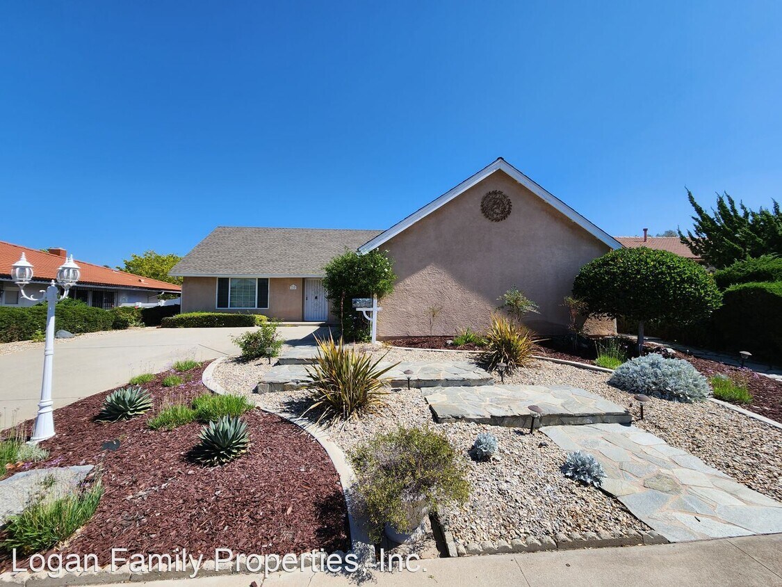 Foto principal - 2 br, 2 bath House - 16387 Gabarda Rd.