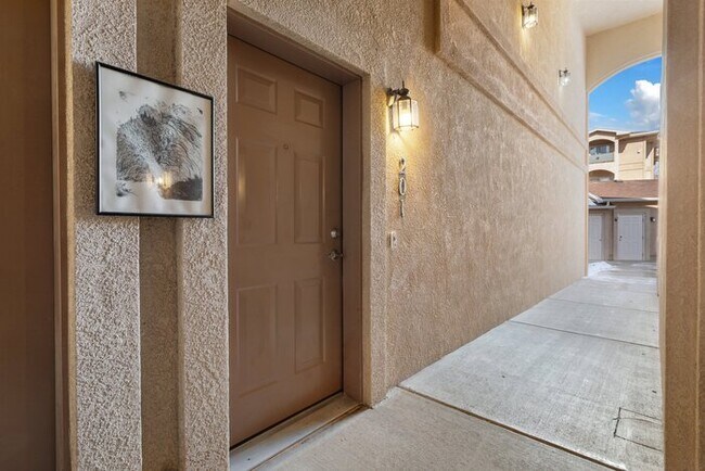 Foto del edificio - Condo near bear creek and Cheyenne Mountai...