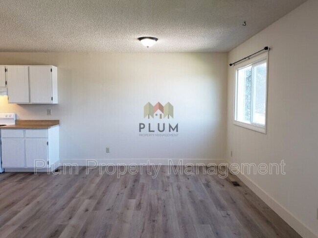 Building Photo - 5602 Bridger Ct