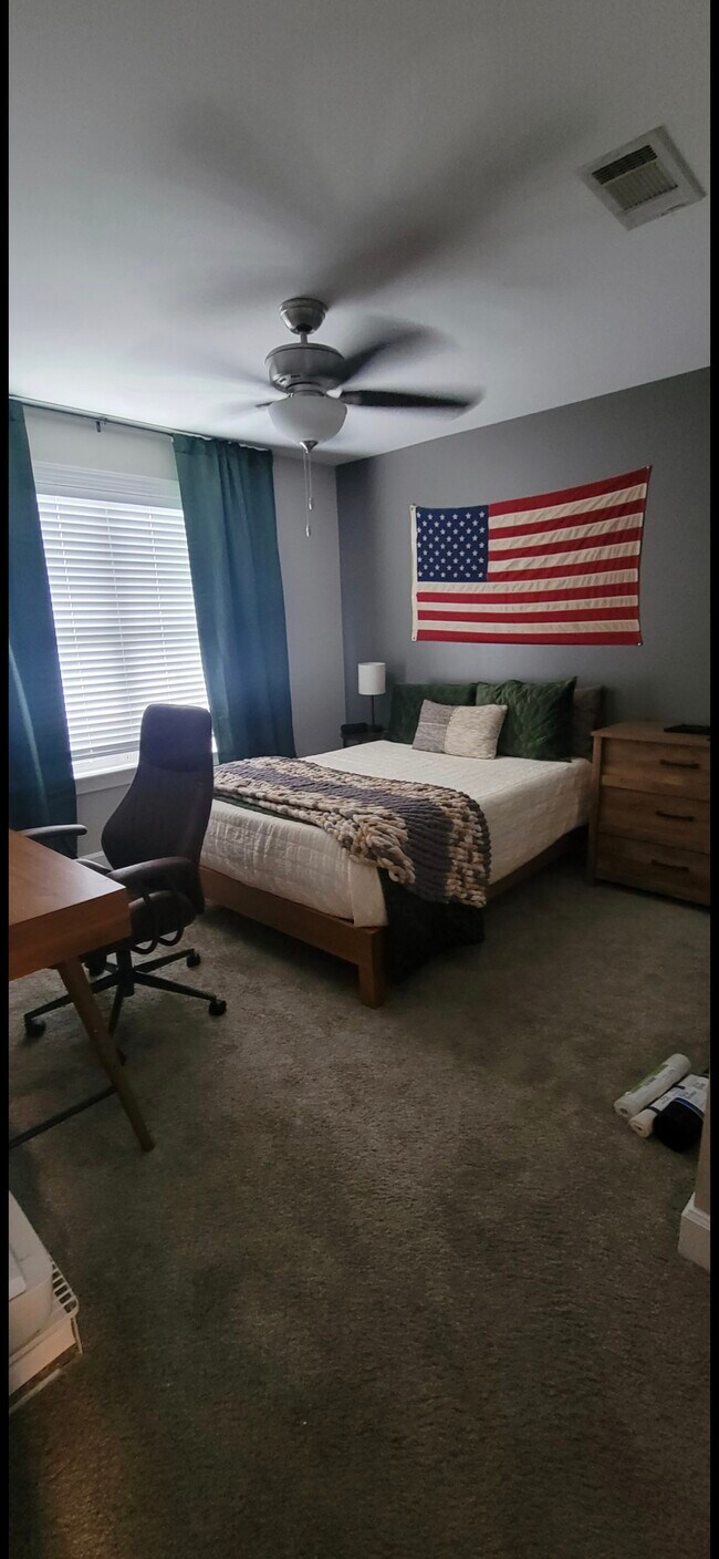 Building Photo - 1957 Wire Rd