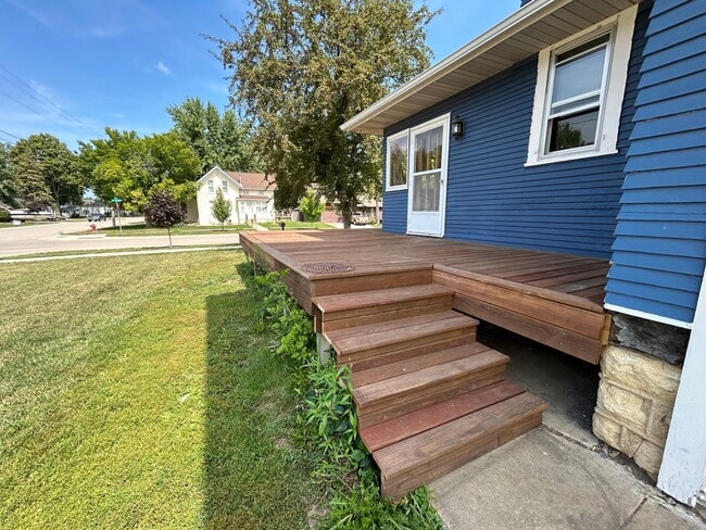 Building Photo - Historical home with beautiful finishes AV...