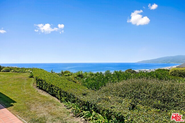 Foto del edificio - 6769 Shearwater Ln