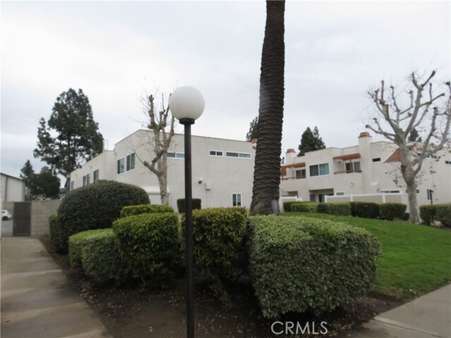 Foto principal - 20236 E Arrow Hwy