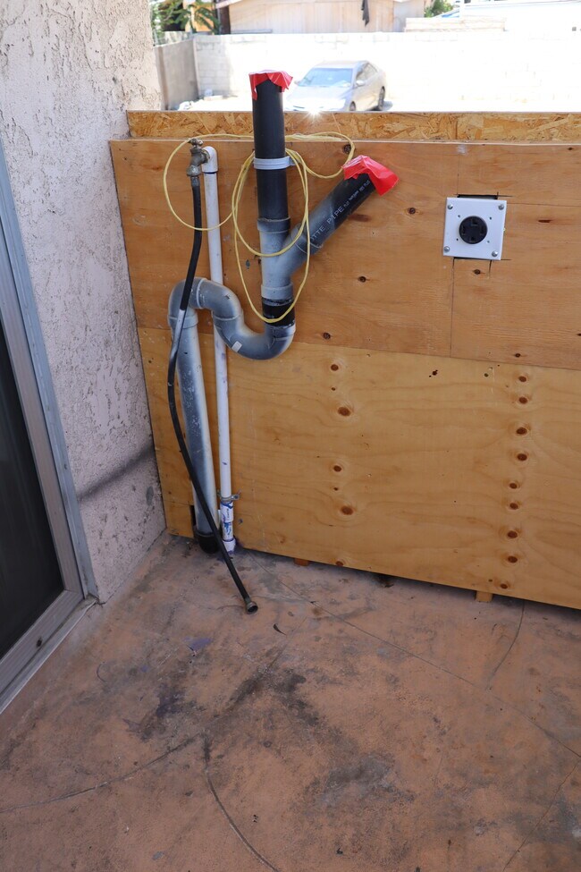 Building Photo - 11696 Pepper St