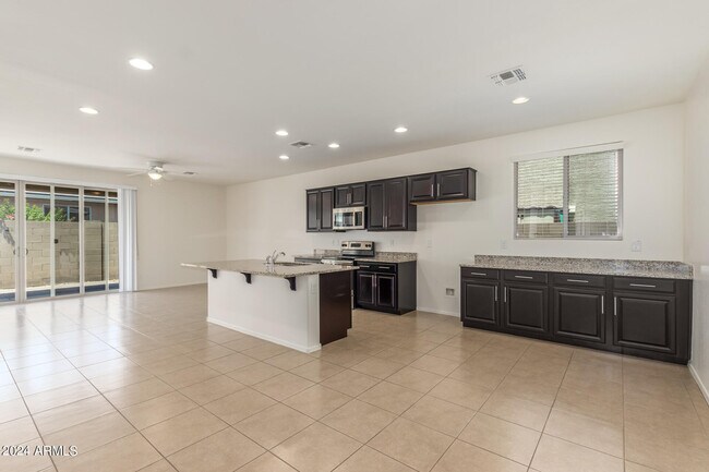 Foto del edificio - 4808 W Lydia Ln
