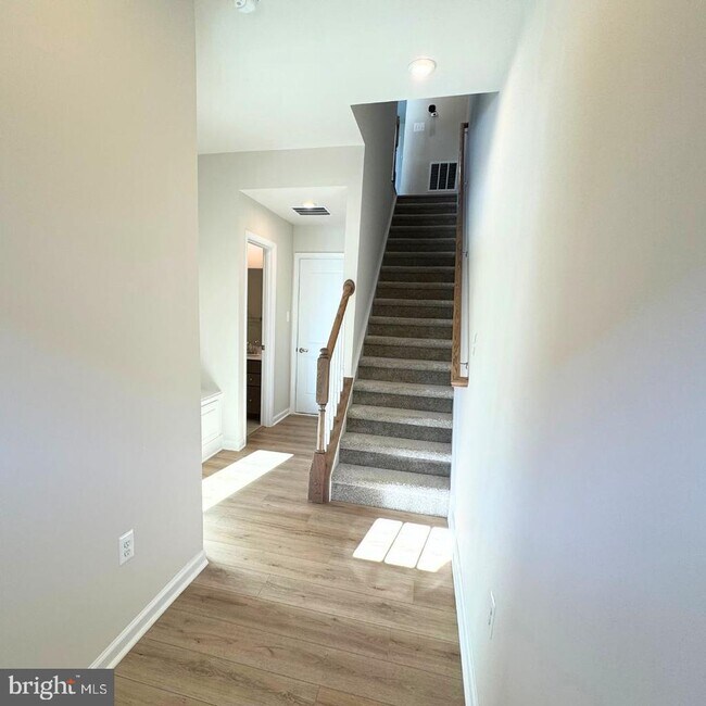 Foto del edificio - 4714 Torrey Ln