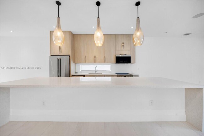 Foto del edificio - 2921 SW 26th St