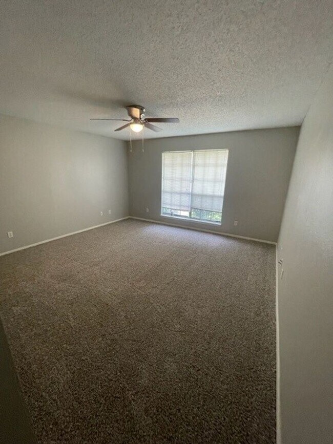 Foto del edificio - 346-348 Mill Creek Rd
