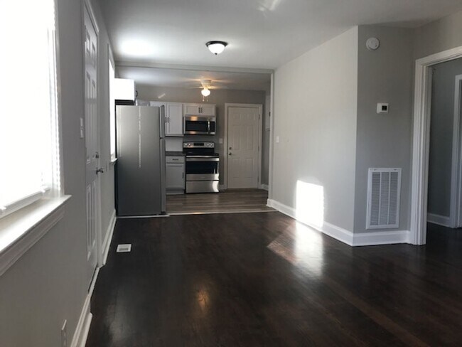 Foto del edificio - 1037 Granada Ave