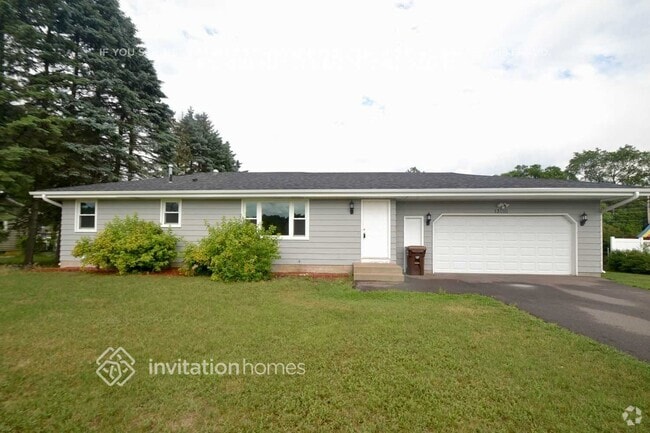 Building Photo - 13010 Deerwood Ln N