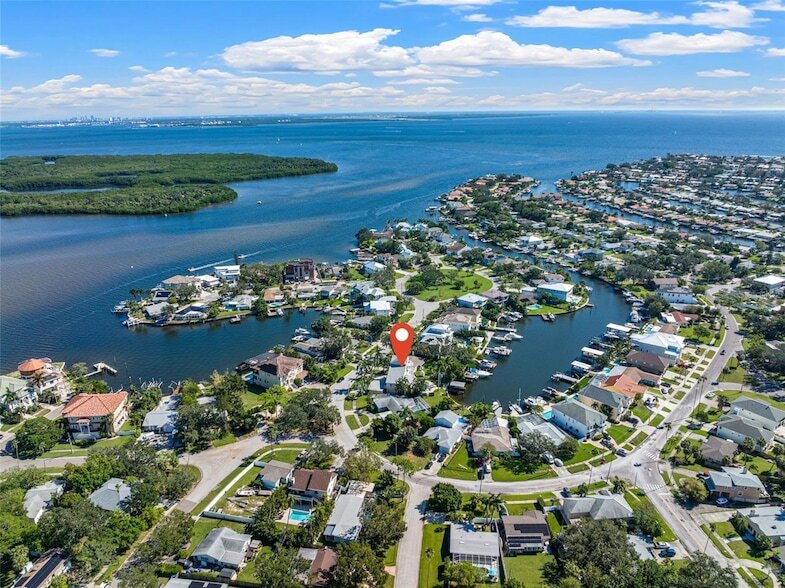 Foto principal - 1902 Arrowhead Dr NE