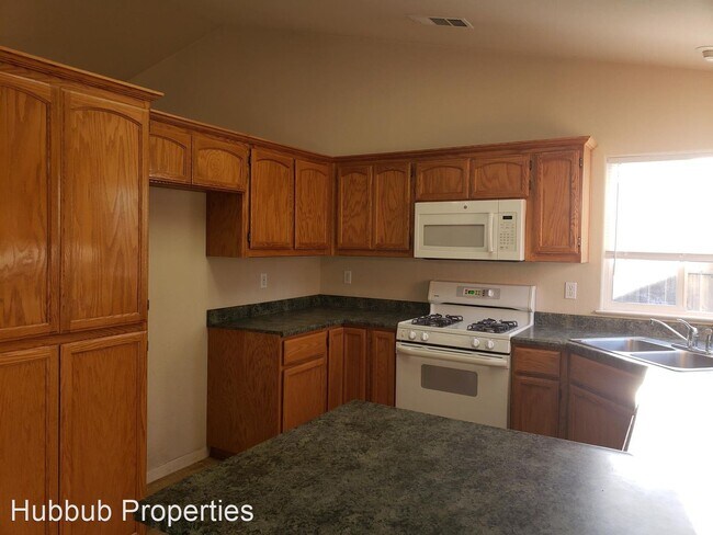 Foto del edificio - 3 br, 2 bath House - 3998 Cambria Dr.