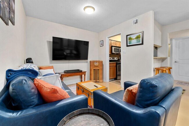 Foto del edificio - 3204 Menchaca Rd