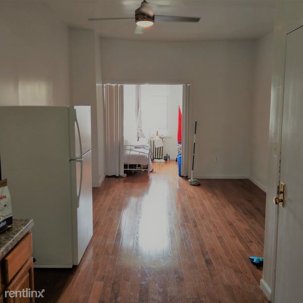 Foto del edificio - 582 Fairview Ave