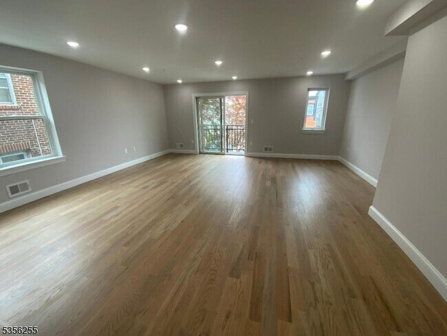 Foto del edificio - 1016 Augusta St