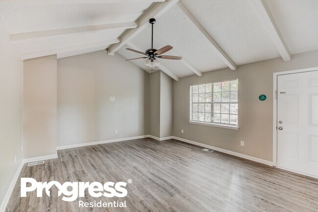 Foto del edificio - 5408 Ponce De Leon Cir