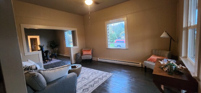 Foto del edificio - 801 S. West Blvd