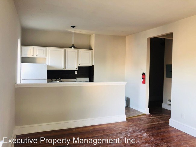 Foto del edificio - 5608 Ridge Ave