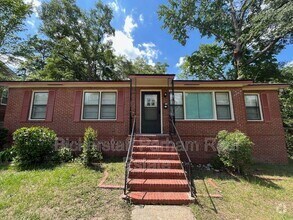 Building Photo - 2911 Gardenia St