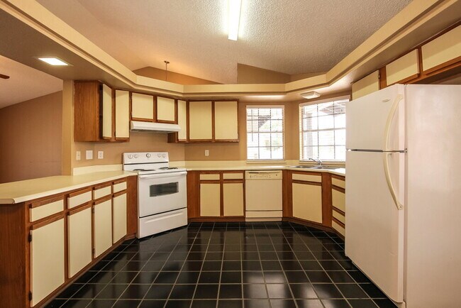 Foto del edificio - 8003 W Larkspur Dr