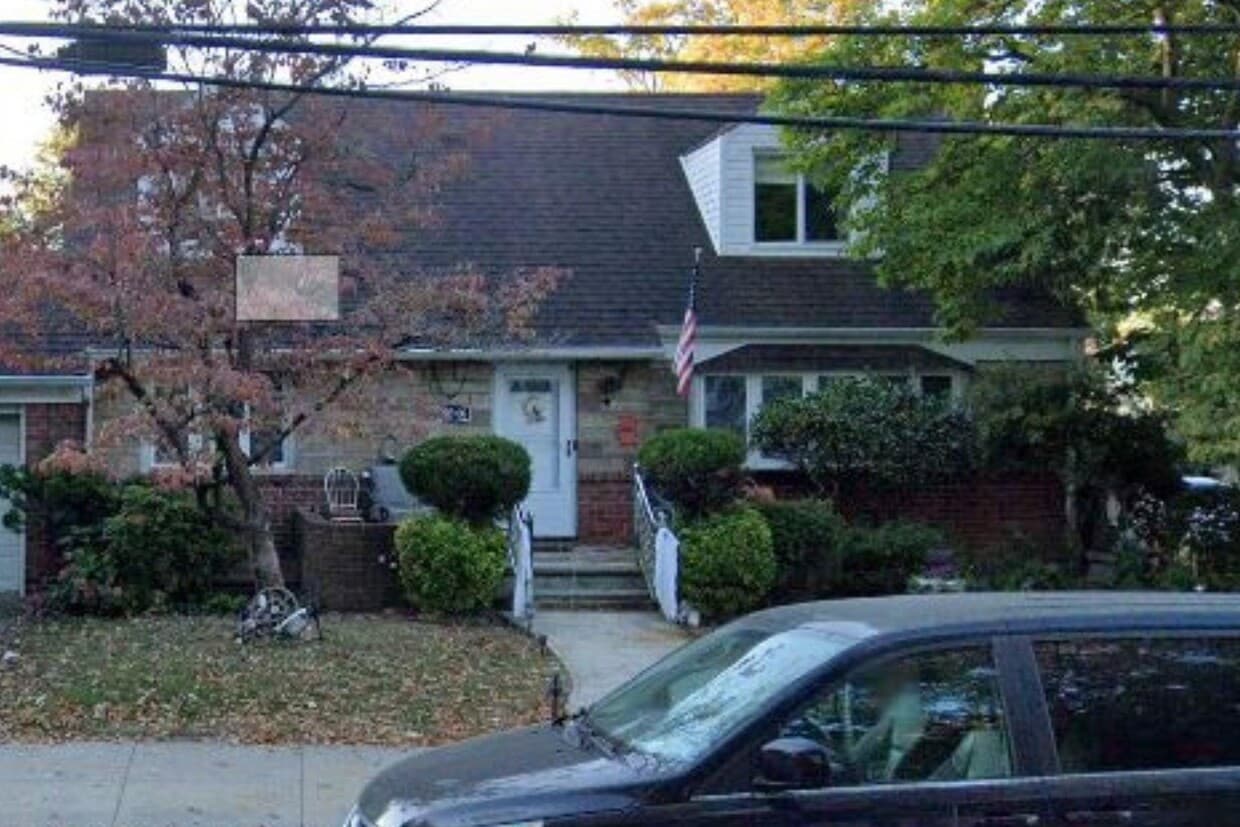 Primary Photo - 203-06 53rd Ave