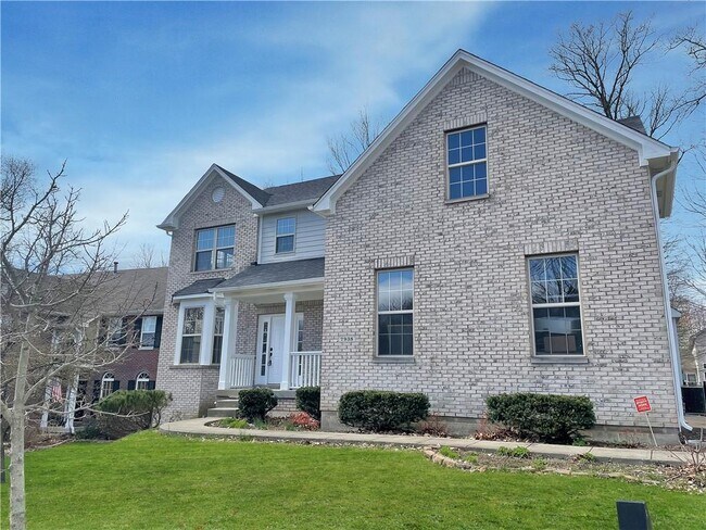 Building Photo - 7938 Fawnwood Dr