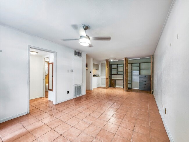 Foto del edificio - 3131 Cummins St