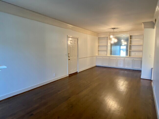 sala de estar - 514 Sloan Rd