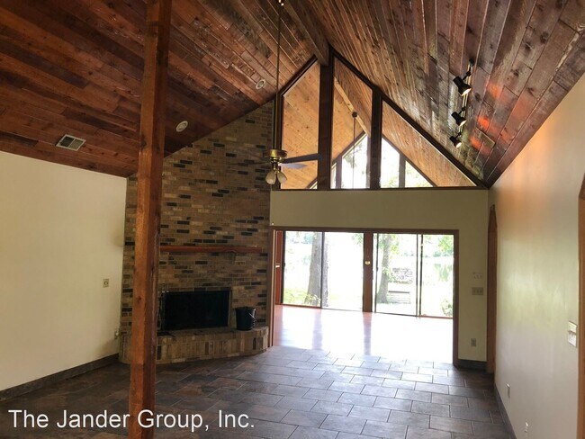 Building Photo - 4 br, 2 bath House - 553 N. Lake Pleasant ...