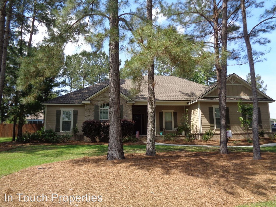 Primary Photo - 4 br, 2.5 bath House - 535 Cottonwood Cove