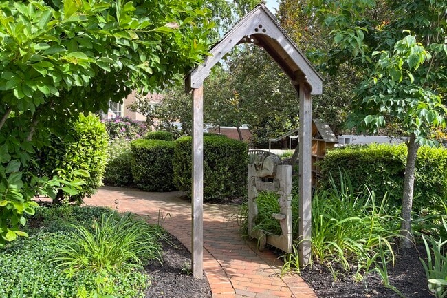 Charming sights and relaxing walking trails are abundant in McLean.