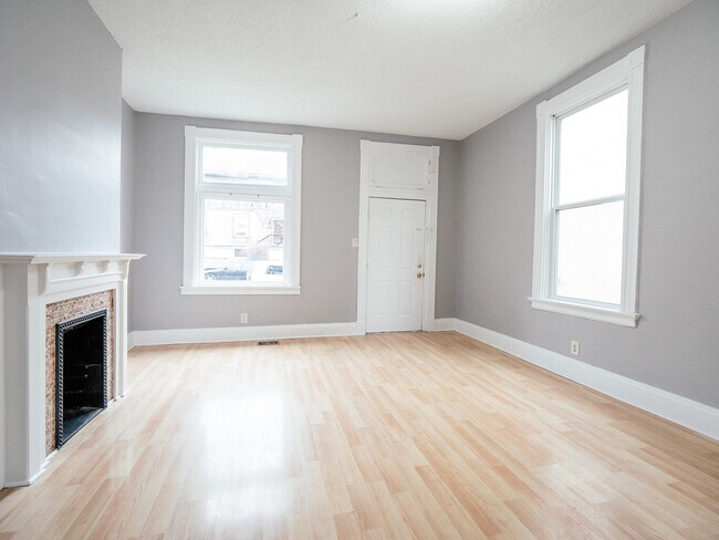 Building Photo - 1172 Kuhlman Ave