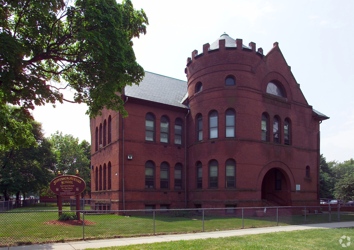 Primary Photo - Jefferson Avenue School Apartment