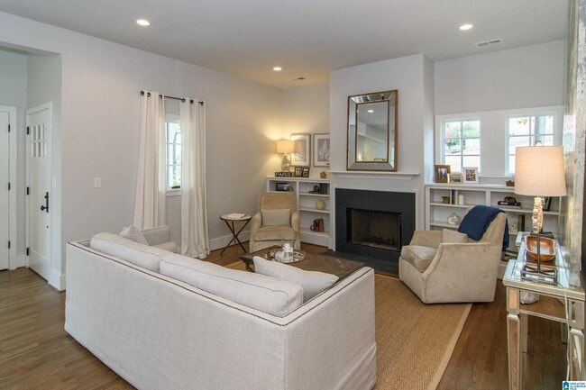 Foto del edificio - 3729 5th Ave S