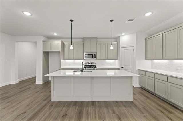 Building Photo - 2828 Spring Side Dr