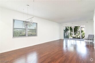 Building Photo - 1056 Forest Lakes Dr