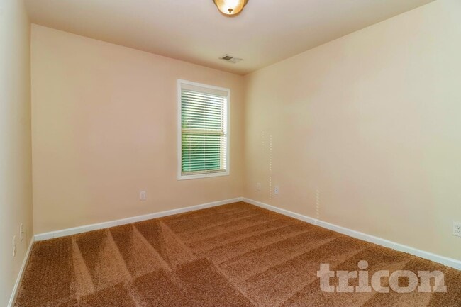 Interior Photo - Tricon Trickum Hill