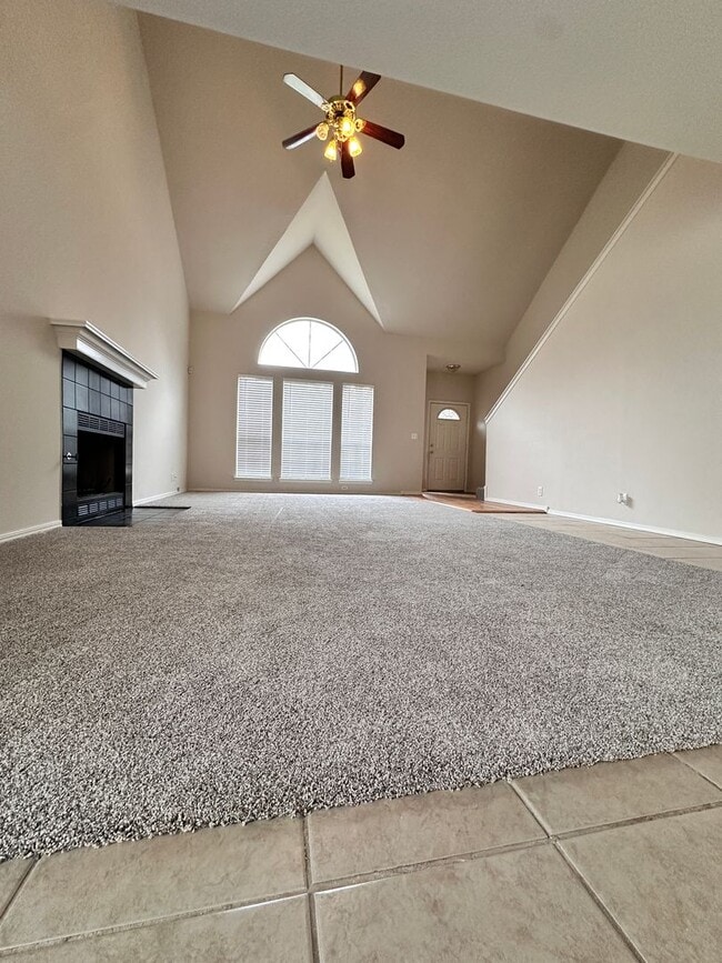 Building Photo - Home for Lease