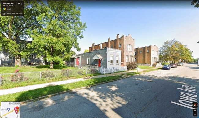 Foto del edificio - 2831 Iowa Ave