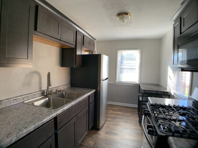 Foto del edificio - Spacious Rural Setting- 3 bedroom in Niles!